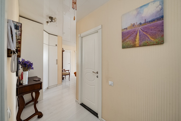 Продам трехкомнатную (3-комн.) квартиру, Шереметьевская ул, 37, Москва г