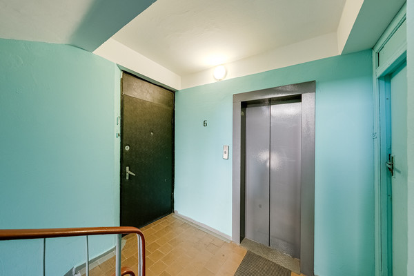 Продам трехкомнатную (3-комн.) квартиру, Шереметьевская ул, 37, Москва г