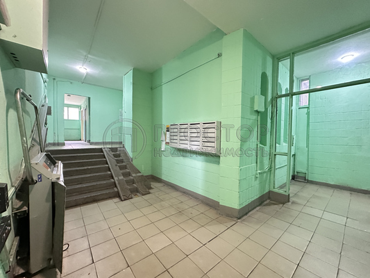 Продам многокомнатную квартиру, Краснодонская ул, 39, Москва г