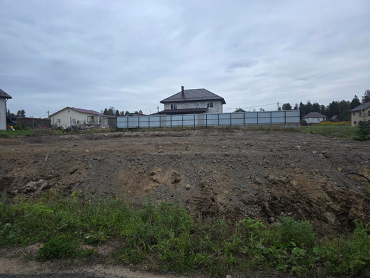 Продам участок 10 соток, Фермерское хоз., Ягодка тер. СНТ, Сертолово г, 0 км от города