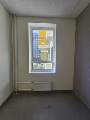 Продам трехкомнатную (3-комн.) квартиру, Новомосковская ул, 15к1, Москва г
