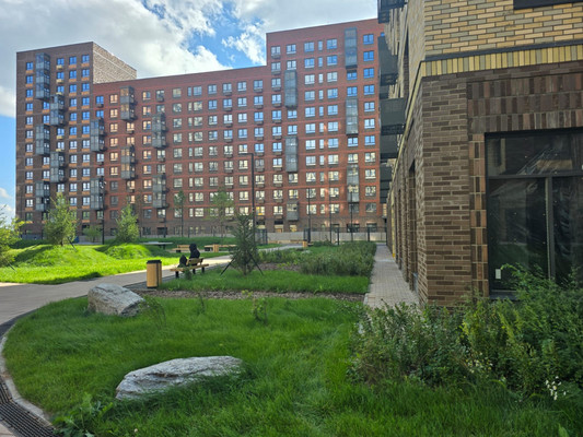 Продам трехкомнатную (3-комн.) квартиру, Новомосковская ул, 15к1, Москва г