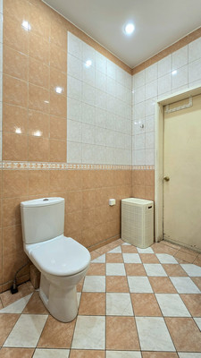 Продам трехкомнатную (3-комн.) квартиру, Фурштатская ул, 42А, Санкт-Петербург г