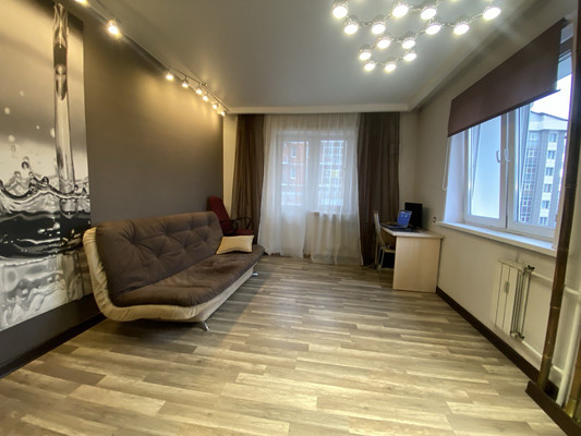 Продам трехкомнатную (3-комн.) квартиру, Байкальская ул, 236б, Иркутск г