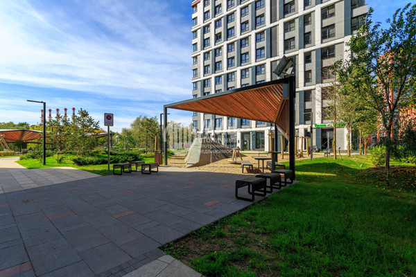 Продам трехкомнатную (3-комн.) квартиру, Петра Алексеева ул, 14, Москва г