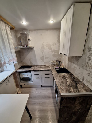 Продам двухкомнатную (2-комн.) квартиру, Глинки ул, 13, Иркутск г
