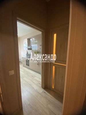 Продам однокомнатную (1-комн.) квартиру, Киевская ул, 3, Санкт-Петербург г