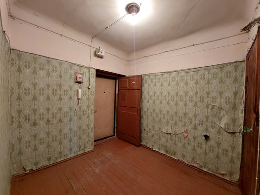 Продам трехкомнатную (3-комн.) квартиру, Красных партизан ул, 14, Серпухов г