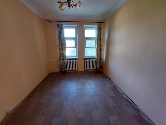Продам трехкомнатную (3-комн.) квартиру, Красных партизан ул, 14, Серпухов г