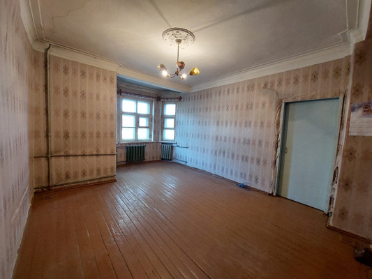 Продам трехкомнатную (3-комн.) квартиру, Красных партизан ул, 14, Серпухов г