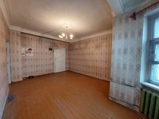Продам трехкомнатную (3-комн.) квартиру, Красных партизан ул, 14, Серпухов г