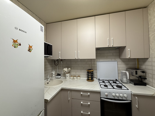 Продам однокомнатную (1-комн.) квартиру, Киевская ул, 84А, Симферополь г