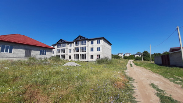 Продам двухкомнатную (2-комн.) квартиру, Биттирова ул, 100, Нальчик г