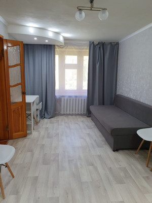 Продам однокомнатную (1-комн.) квартиру, Кадолина ул, 10, Волгодонск г