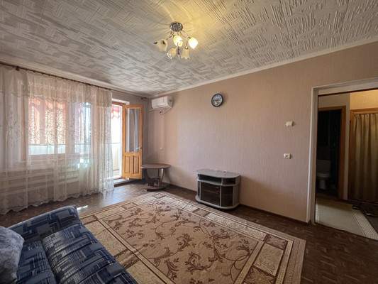 Продам однокомнатную (1-комн.) квартиру, Таманской Армии ул, 110ф, Белореченск г