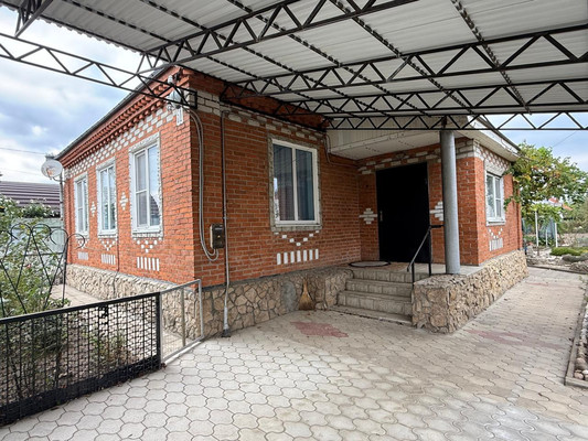 Продам дом, Орджоникидзе ул, 51, Апшеронск г, 0 км от города