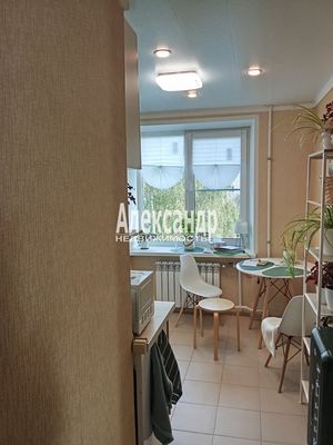 Продам двухкомнатную (2-комн.) квартиру, Карпинского ул, 14, Санкт-Петербург г