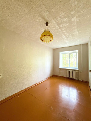 Продам комнату в 4-комн. квартире, Центральная ул, 7, Новый п