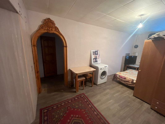 Продам трехкомнатную (3-комн.) квартиру, Солнечная Поляна ул, 3, Барнаул г