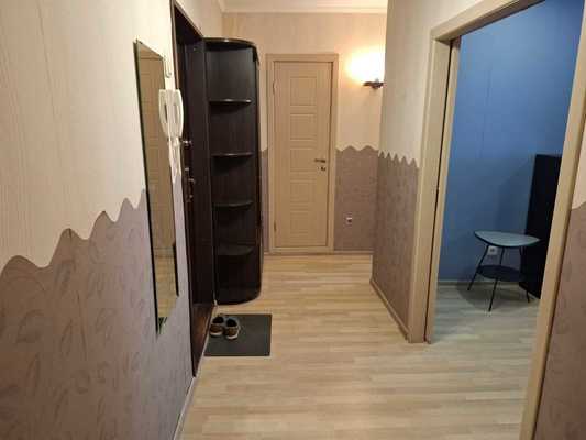 Продам двухкомнатную (2-комн.) квартиру, Фатыха Амирхана ул, 79, Казань г