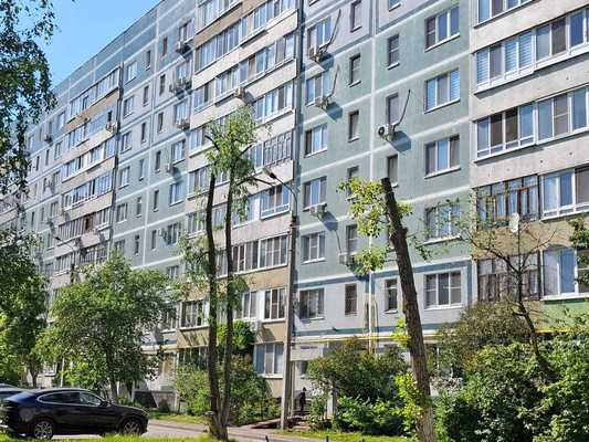 Продам двухкомнатную (2-комн.) квартиру, Фатыха Амирхана ул, 79, Казань г