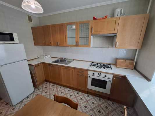 Продам двухкомнатную (2-комн.) квартиру, Фатыха Амирхана ул, 79, Казань г