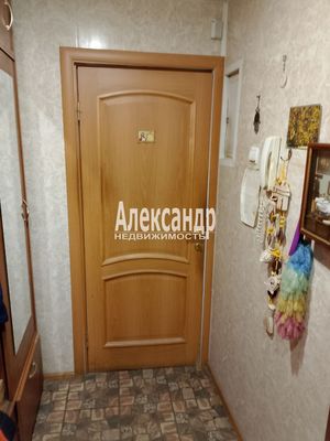 Продам трехкомнатную (3-комн.) квартиру, Опочинина ул, 15/18, Санкт-Петербург г