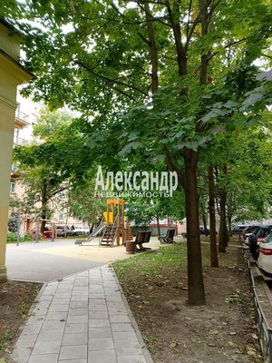 Продам трехкомнатную (3-комн.) квартиру, Опочинина ул, 15/18, Санкт-Петербург г