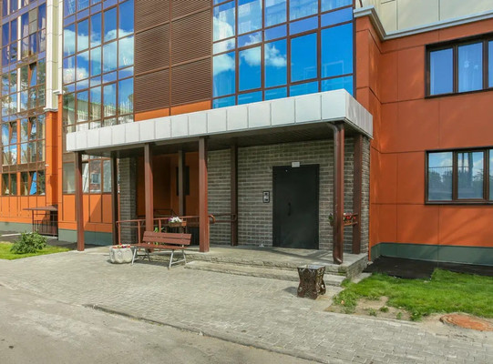 Продам однокомнатную (1-комн.) квартиру, Змеиногорский тракт, 82, Барнаул г