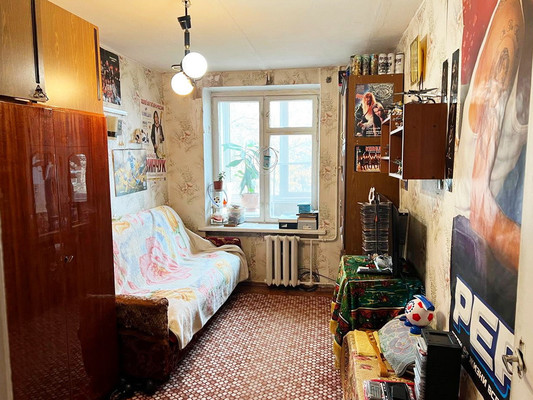 Продам трехкомнатную (3-комн.) квартиру, Артиллерийская ул, 4А, Пушкин г