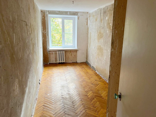 Продам трехкомнатную (3-комн.) квартиру, Артиллерийская ул, 4А, Пушкин г
