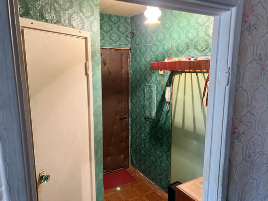 Продам трехкомнатную (3-комн.) квартиру, Артиллерийская ул, 4А, Пушкин г
