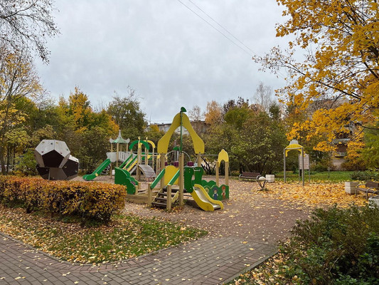 Продам трехкомнатную (3-комн.) квартиру, Артиллерийская ул, 4А, Пушкин г
