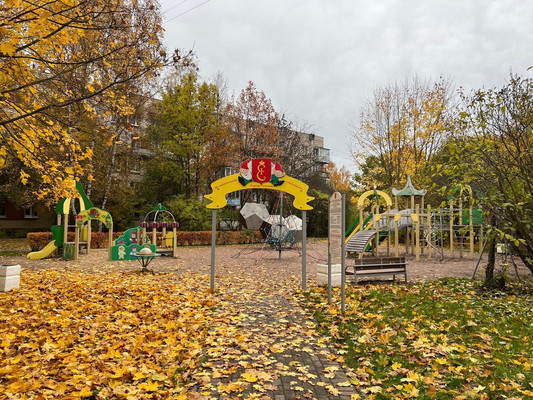 Продам трехкомнатную (3-комн.) квартиру, Артиллерийская ул, 4А, Пушкин г