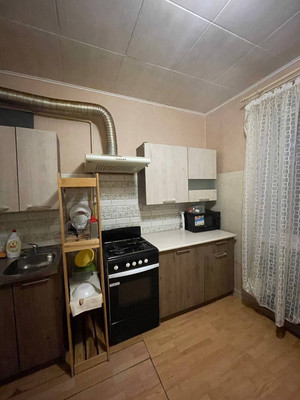 Продам двухкомнатную (2-комн.) квартиру, Победы пр-кт, 76, Симферополь г