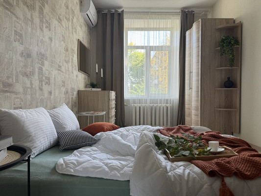 Продам двухкомнатную (2-комн.) квартиру, Комсомольский пр-кт, 86, Пермь г