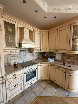 Продам трехкомнатную (3-комн.) квартиру, Астрадамский проезд, 4Ак2, Москва г