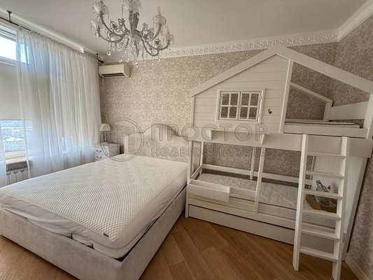 Продам трехкомнатную (3-комн.) квартиру, Астрадамский проезд, 4Ак2, Москва г