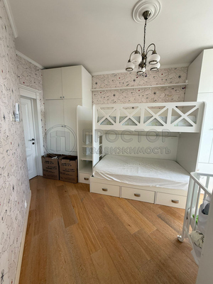 Продам трехкомнатную (3-комн.) квартиру, Астрадамский проезд, 4Ак2, Москва г