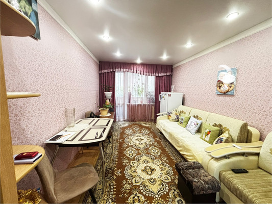 Продам двухкомнатную (2-комн.) квартиру, Маяковского ул, 3, Сыктывкар г