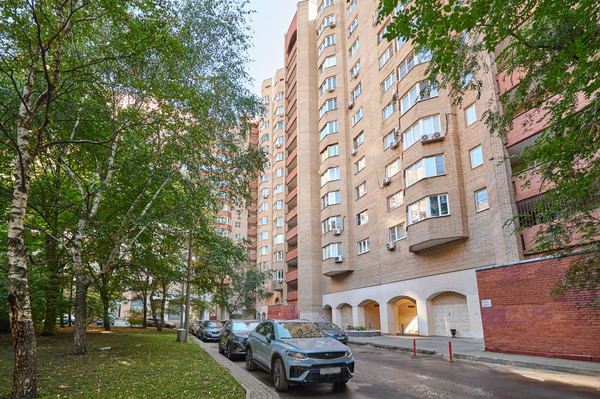 Продам трехкомнатную (3-комн.) квартиру, Профсоюзная ул, 43к2, Москва г