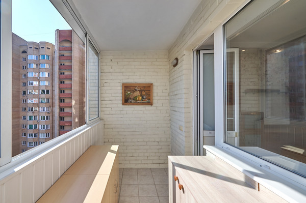 Продам трехкомнатную (3-комн.) квартиру, Профсоюзная ул, 43к2, Москва г