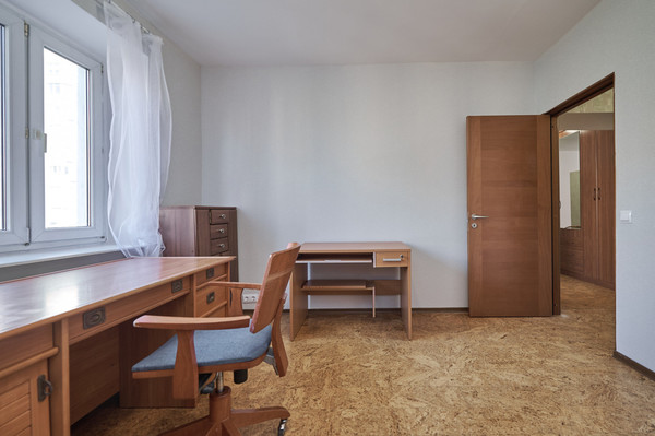 Продам трехкомнатную (3-комн.) квартиру, Профсоюзная ул, 43к2, Москва г