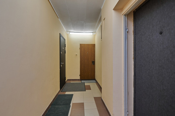 Продам трехкомнатную (3-комн.) квартиру, Профсоюзная ул, 43к2, Москва г