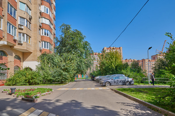 Продам трехкомнатную (3-комн.) квартиру, Профсоюзная ул, 43к2, Москва г