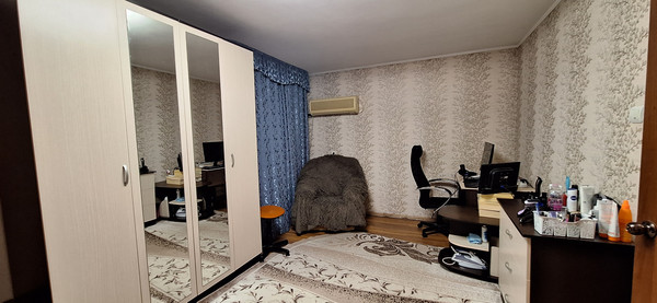Продам многокомнатную квартиру, Республики ул, 76, Ишим г