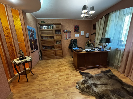 Продам многокомнатную квартиру, Интернациональная ул, 98, Сыктывкар г