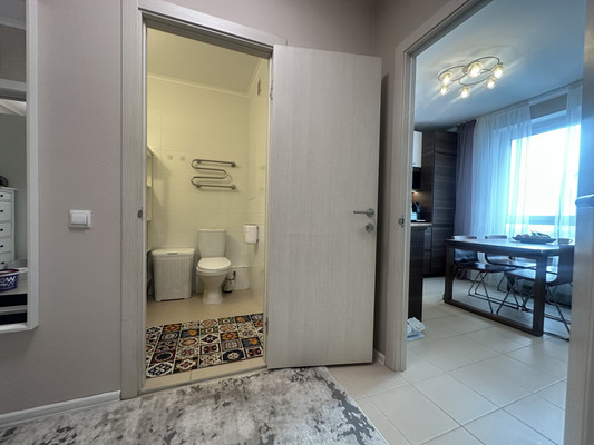 Продам трехкомнатную (3-комн.) квартиру, Римского-Корсакова ул, 11к7, Москва г