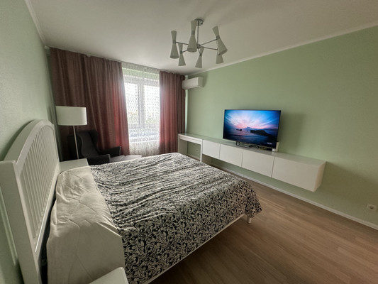 Продам трехкомнатную (3-комн.) квартиру, Римского-Корсакова ул, 11к7, Москва г
