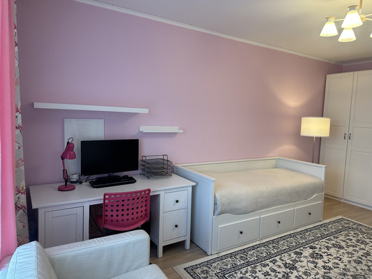 Продам трехкомнатную (3-комн.) квартиру, Римского-Корсакова ул, 11к7, Москва г
